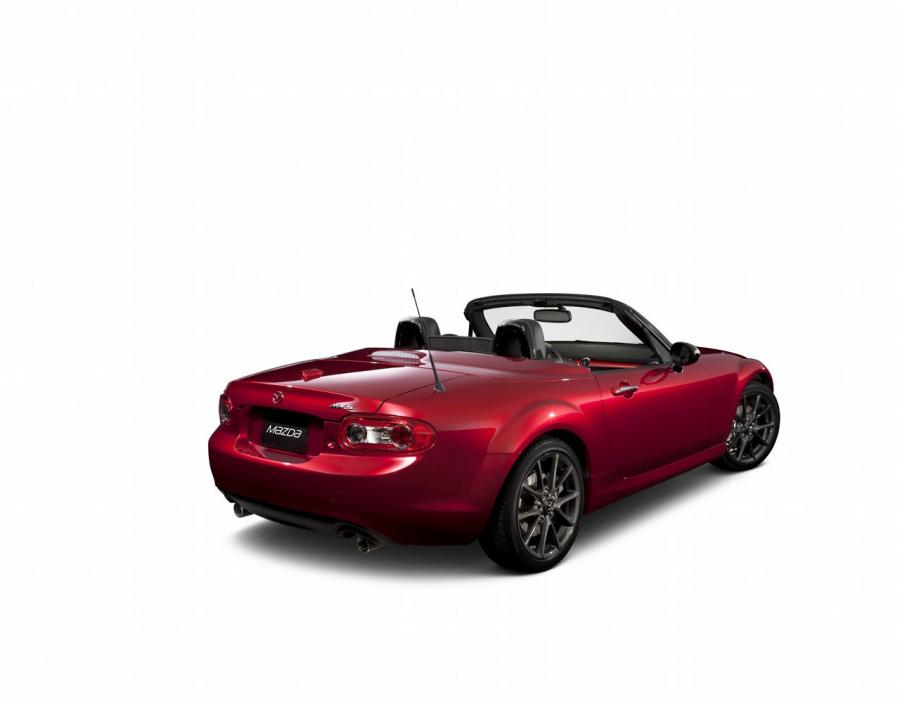  Mazda MX-5 Miata 25th Anniversary Edition 2014 года  (фото 32 из 35)